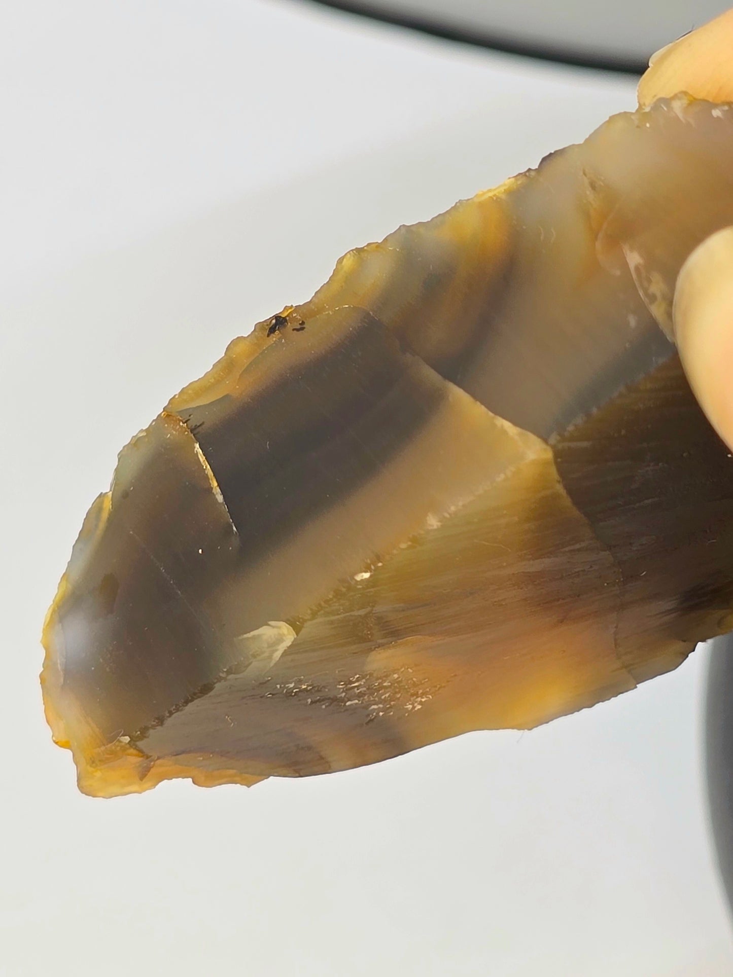 Montana Agate with Bright Color and Banding - 40g