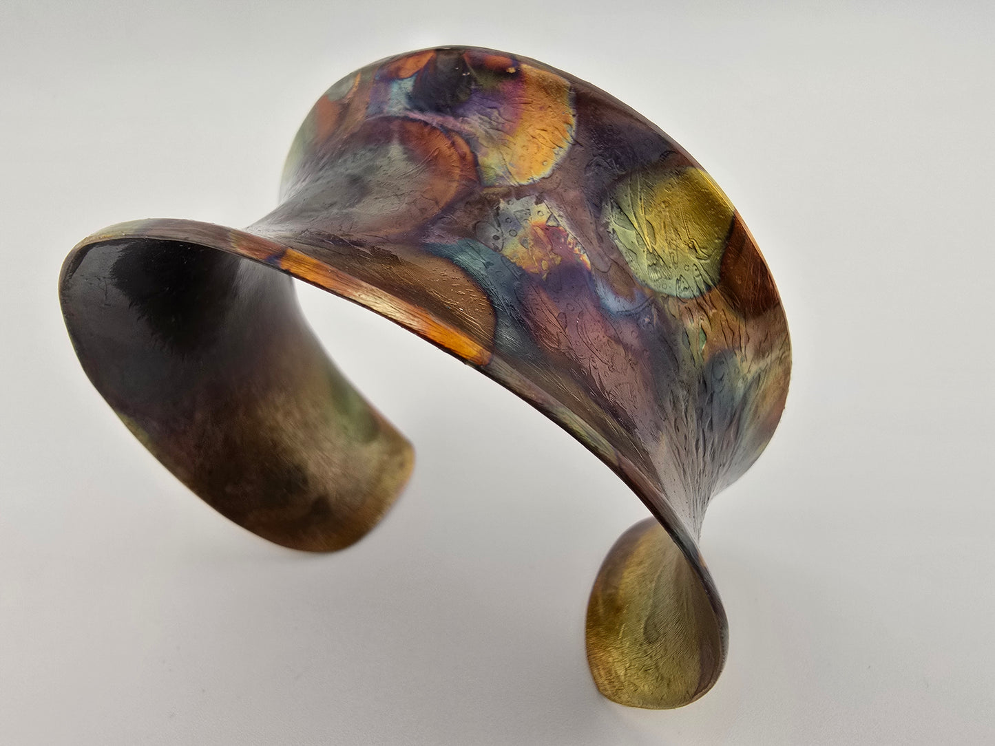 Bubbles Fire-painted Flared Bracelet